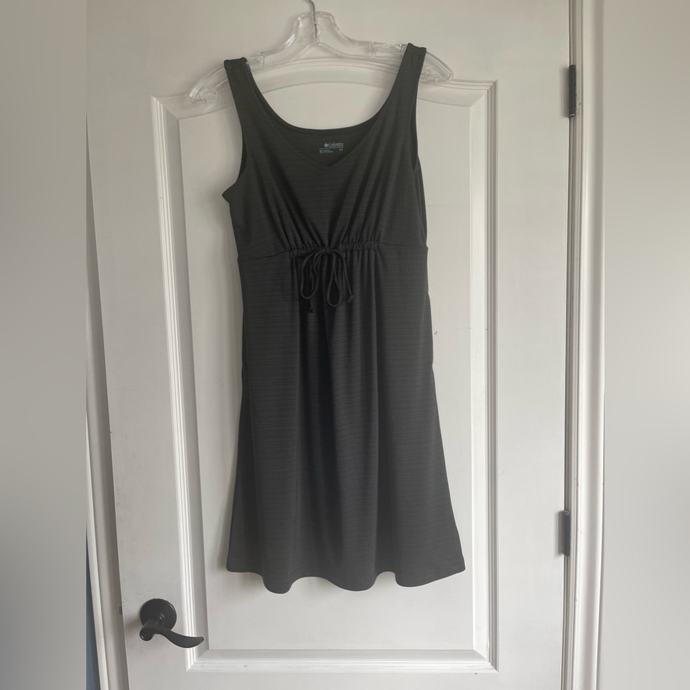 Columbia Sleeveless Tie Waist Drawstring Lightweight
